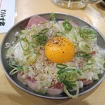 大衆餃子酒場 わいず家 - 葱たん 605円