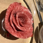 和牛焼肉じろうや 介 wagyu&sake - 肉ケーキ
      誕生日・記念日にぴったりなお肉のケーキです！
      無料でメッセージも受け付けておりま
      す！
      3,850円