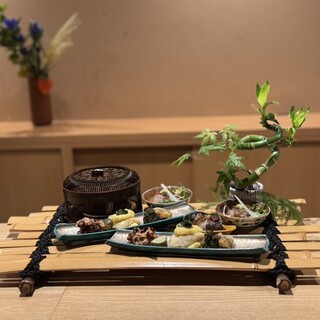 四季や京都らしさを感じられるお料理。