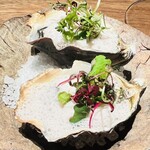 317250488 - 牡蠣新焼き 赤ワインビネガー