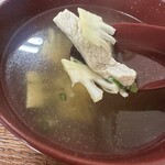 一芳亭 - 竹の子や豚？など具も入っていました。