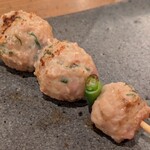 吾一 - 【つくね】焼き目の香ばしさと中のレア感が絶妙にマッチ