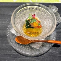 割烹まさご - 先付
                    ・もろこし豆乳豆富
                    ・甘海老昆布〆
                    ・夏野菜お浸し　切り胡麻
                    ・美味出汁