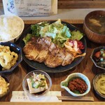 しまい食堂 - 料理写真: