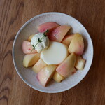 ORAND - 蜂蜜のブランマンジェと桃（1600円）