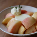 ORAND - 蜂蜜のブランマンジェと桃（1600円）