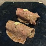 焼肉とみ - 肉寿司