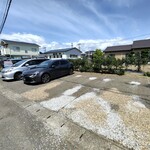 カフェ　浜ちどり - 　駐車所「浜ちどり」と書いてあります