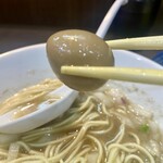 ヌードル＆スパイスカレー 今日の1番 - うずら　あっぷ あっぷ　1/2