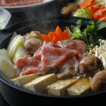 Manpei Hotel Hinoki - Modern Take on Sukiyaki, Beloved by Showa Era Literary Figures