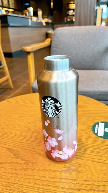 スターバックス 盛岡西バイパス店 &ndash; カフェでくつろぐコーヒー体験