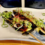 大衆酒場 坂本商店 - 1秋茄子の味噌田楽（2本）440円