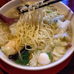 やまか飯店 - 野菜タンメン（麺かため）