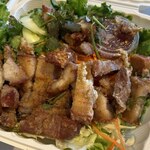 Siam Square - スペシャルメニューから選んだディープフライドクリスピーポーク