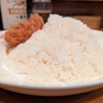 ジンコック - カニクリームコロッケ。これ最後まで熱いのです。