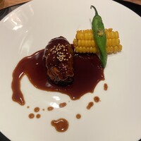 紅梅本楼 - 