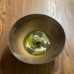 タイ料理 みもっと - サザエのグリーンカレー肝ソース