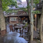 レストラン ペニーレイン - 消しゴムマジックで2人消えちゃった（看板部分）