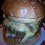 OATMAN DINER - ２月限定：ハワイアングァバチョリソーチーズバーガー２