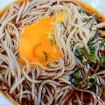そば処 はないかだ - 月見そば（冷）④　※ちょっとマゼマゼしたトコロ