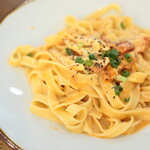 鎌倉パスタ - 料理写真:炙りトロサーモンのトマトクリーム。