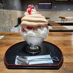 とろりん茶房 - いちごみるくエスプーマ