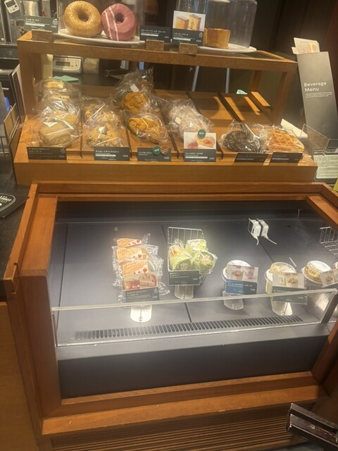 Starbucks Coffee Iidabashi Karukozaka Ten photo 2