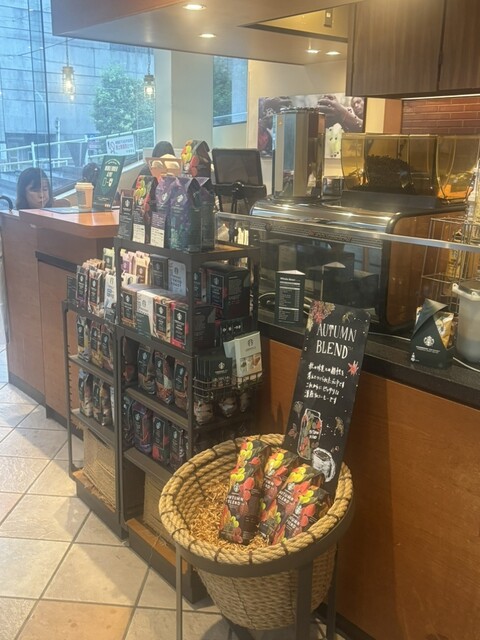 Starbucks Coffee Iidabashi Karukozaka Ten photo 5