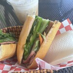 Le’s Banh Mi - 