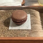 ラチュレ - 鹿の血のマカロン