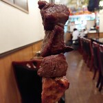 シュラスコ 肉寿司食べ放題 夜景肉バル サルーテジャポン - 