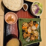 大戸屋ごはん処 宇治徳洲会病院店 - 