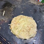 たこ焼きのくどう - モチモチのお好み焼き。