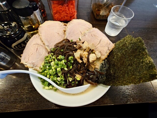 うまか丸さん 博多豚骨うまか丸 - 本厚木/ラーメン | 食べログ