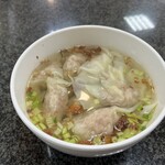 花蓮香扁食店 - 鮮肉扁食湯