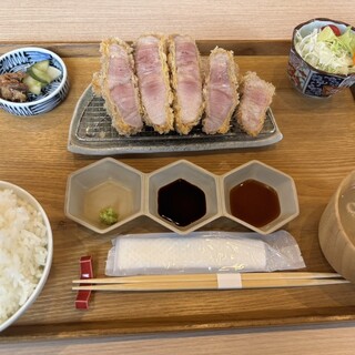 こぶたさんがころんだ。_0