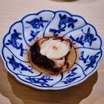 鮨 なんば 四谷 - 蛸 — 柔らかく、バターのような舌触り。