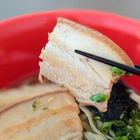 エーゲ海 - ラフテーはしっかり皮付きのホテルらしい仕上がりです。美味しいです。