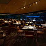 MAKIBI - Dinner is in a relaxed atmosphere.