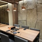 匠の焼肉 せきぐち - 壁や照明、椅子などもお洒落♡