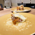 匠の焼肉 せきぐち - ヒレとフォアグラの贅沢なサンドです〜♡