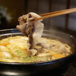 ぼたん鍋処 如月庵 - 栗入り味噌のぼたん鍋