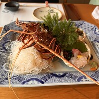 活伊勢海老料理 中納言 神戸三宮本店 - 