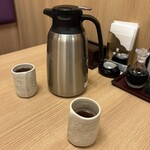 鈴の屋 - お茶をポットで頂けるのは何気に嬉しい