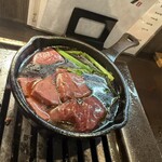 ヤキニク キナシ - 