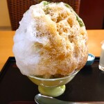 二條若狭屋 - かき氷は、抹茶、焙じ茶、みぞれの3種類のシロップがかかっているかき氷〜!!( ^o^)ﾉ