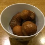 春のお店 - 里いもの煮っころがし