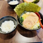 横浜家系ラーメン 帝壱家 - 