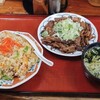 乙妻 - 料理写真:モツ焼き・チャーハン定食にカスタマイズ
