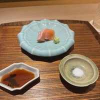 室町 唯 - 